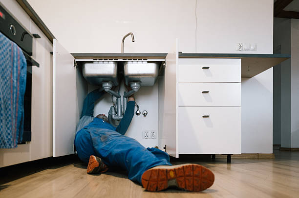 Professional Plumbing technician working in Newtonville, NJ